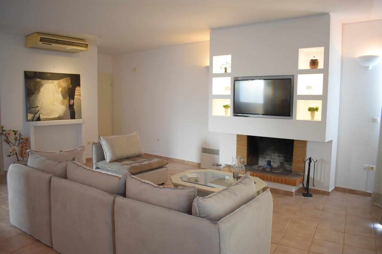 El Mar, 2 Bdr Seaview Apartment, 7 Min From Beach Lagonisi Bagian luar foto